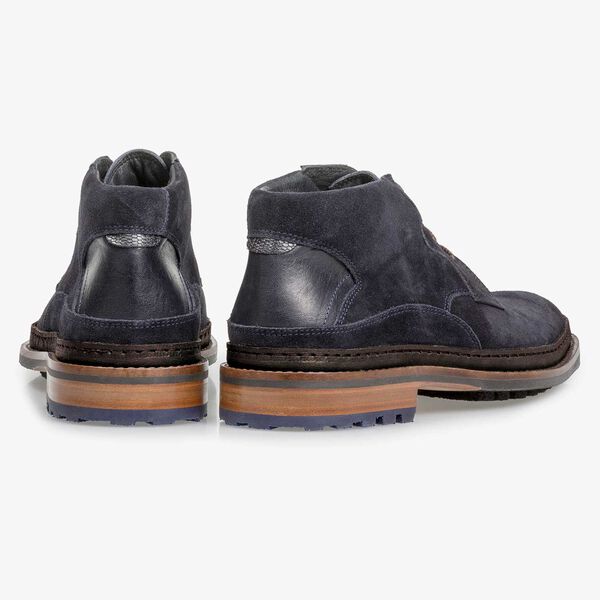 Dark blue suede lace boot