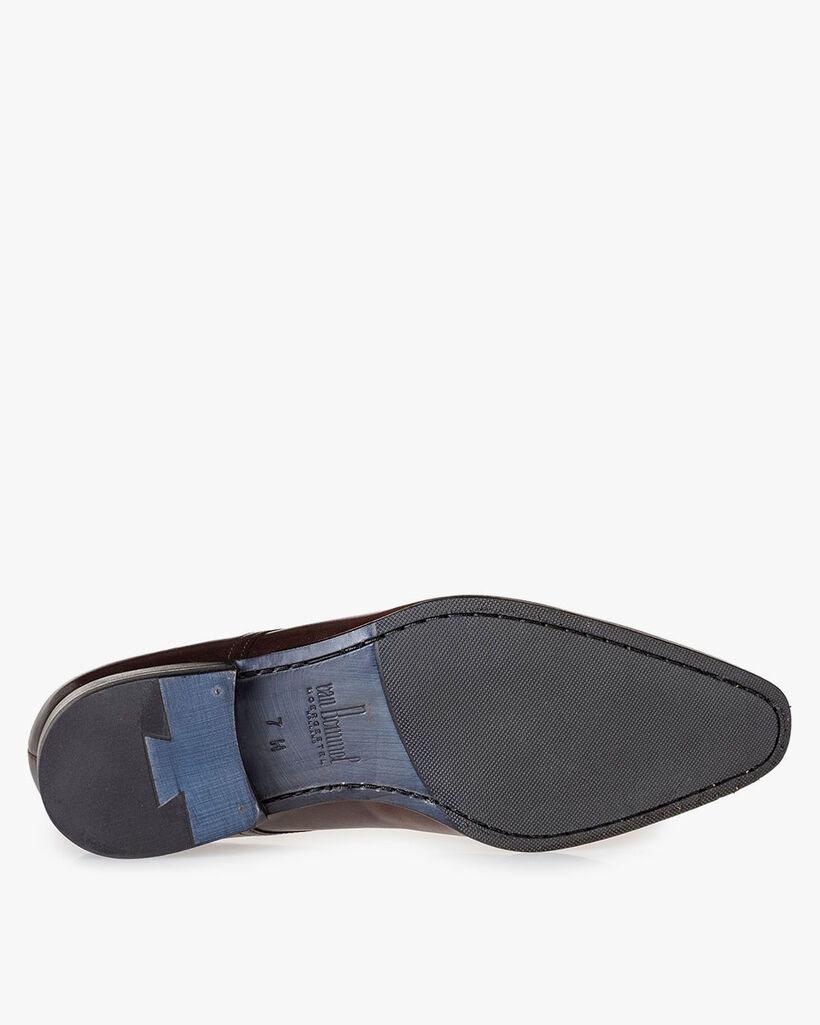 Dark brown calf leather lace shoe