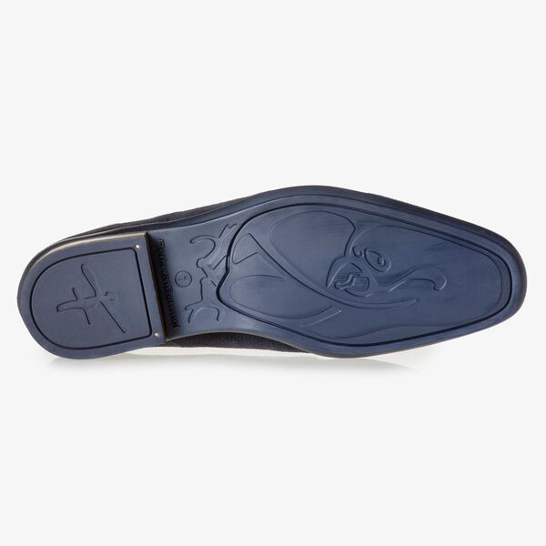 Blue suede leather lace shoe