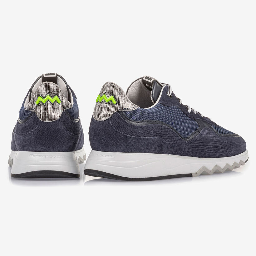 Dark blue suede leather sneaker with print
