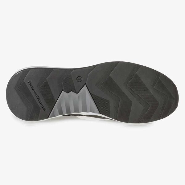 Black calf leather sneaker