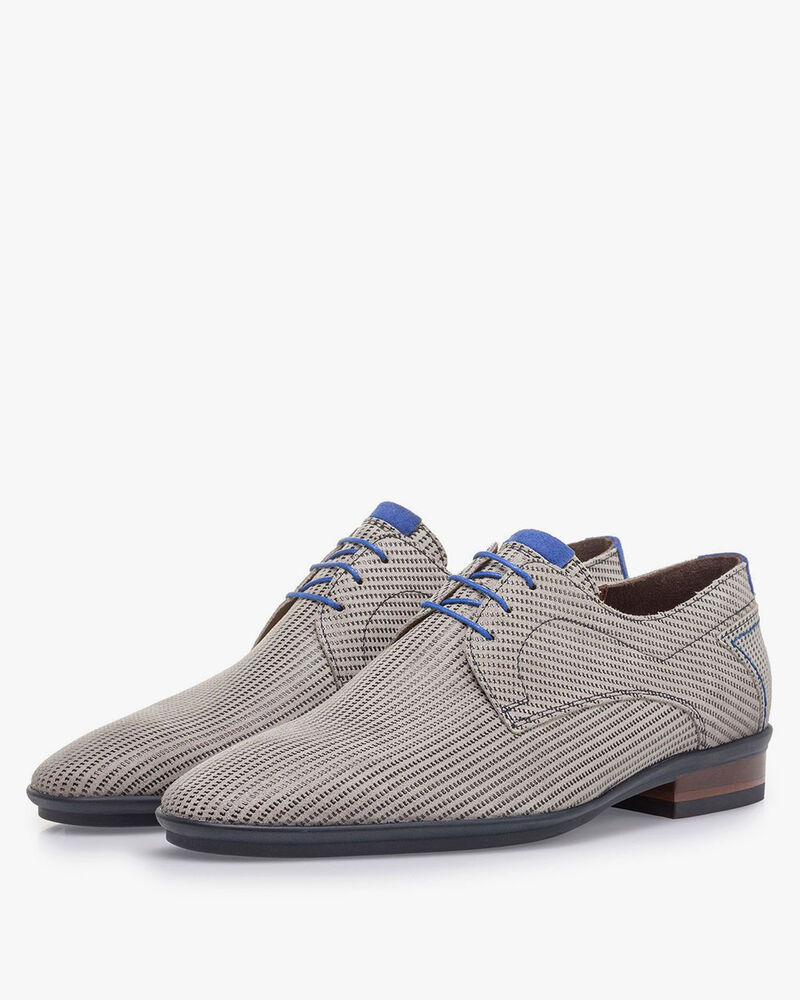Beige suede leather lace shoe