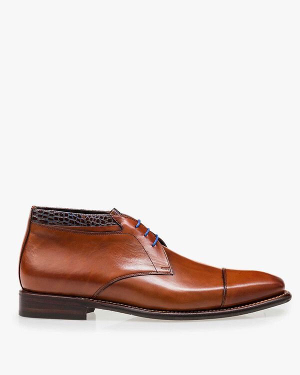 Brown mid-high leather lace boot