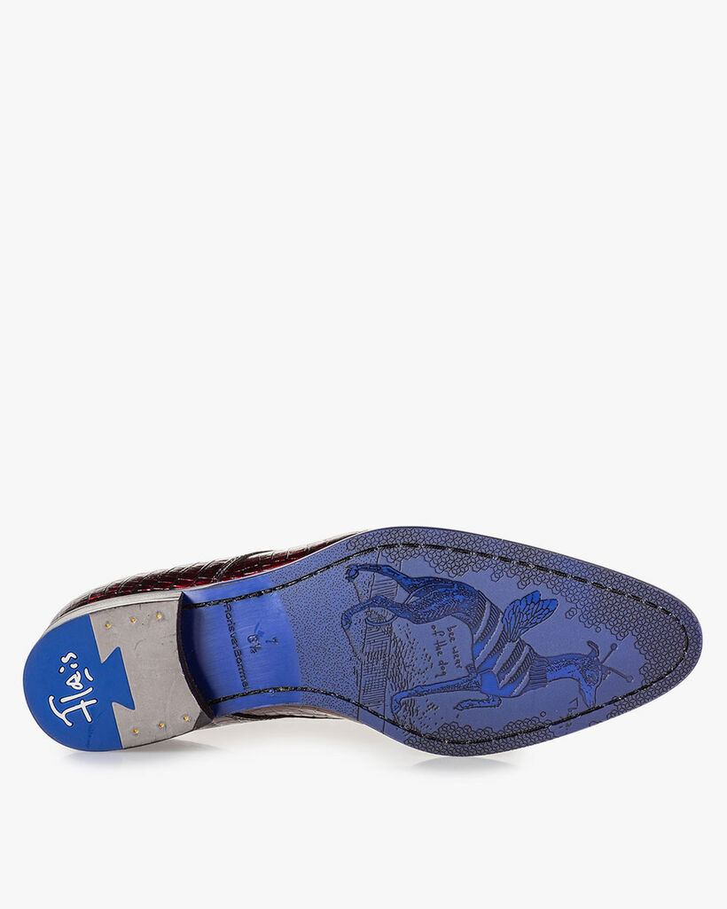 Lace shoe red croco leather