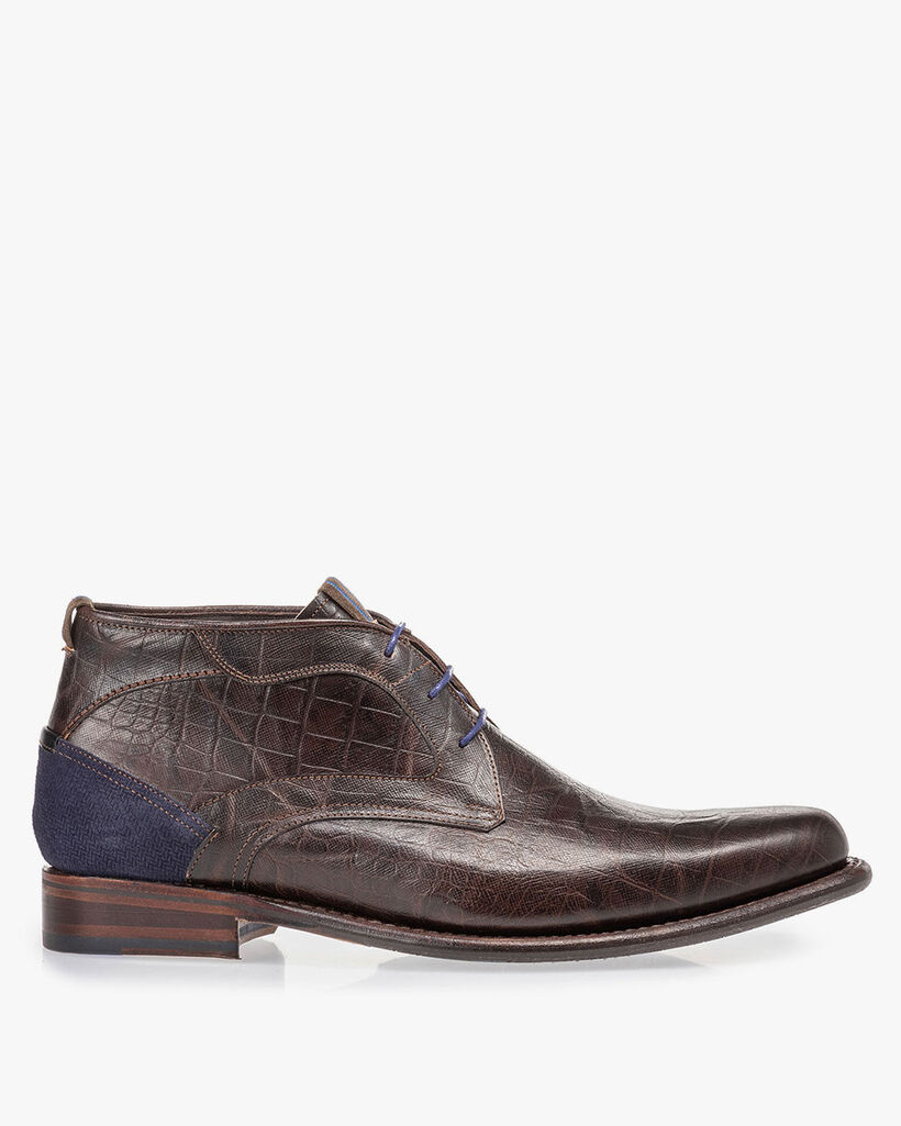 Lace boot croco print brown