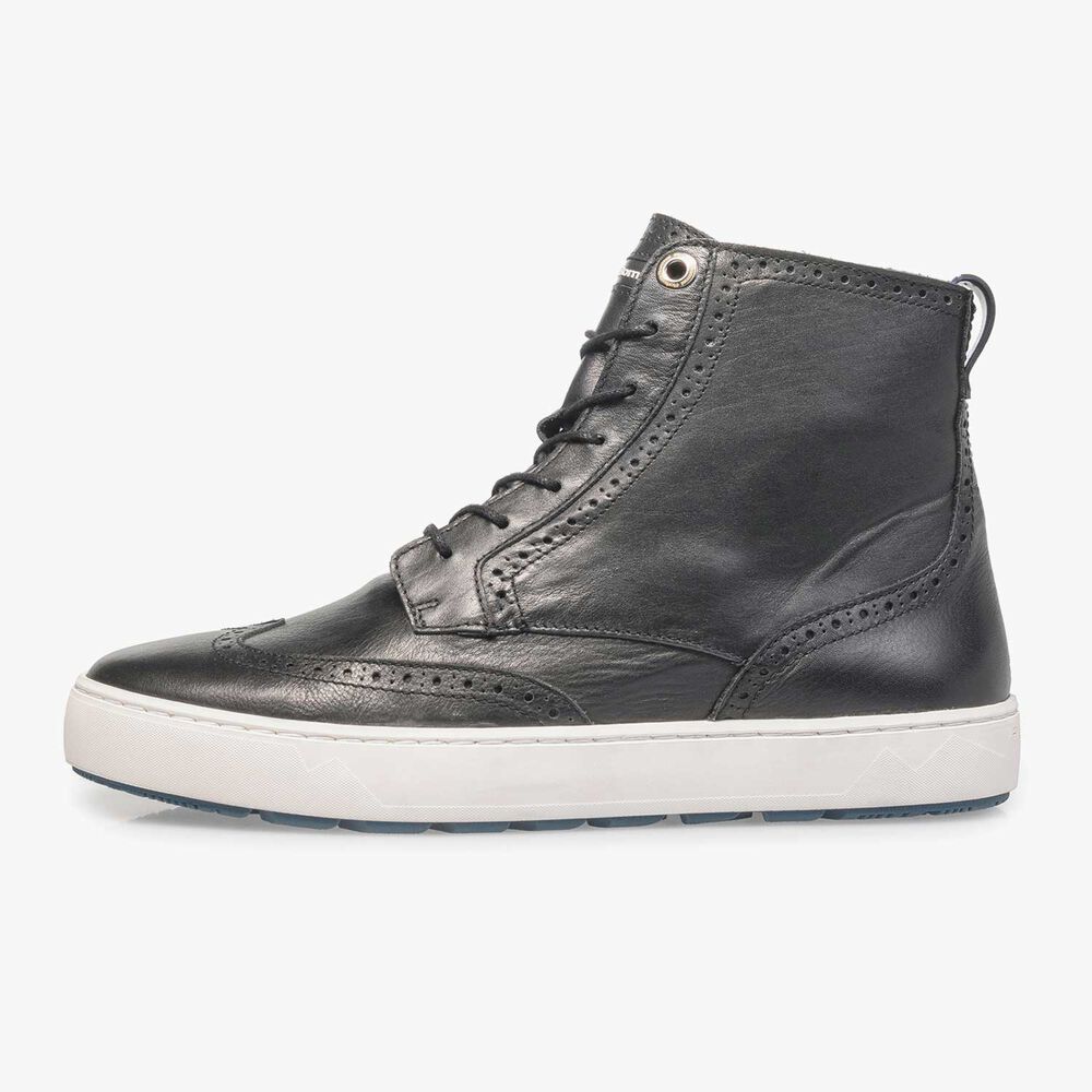 Black mid-high nappa leather sneaker