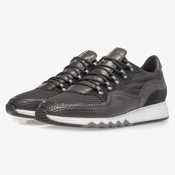 Dark grey nubuck leather lace shoe