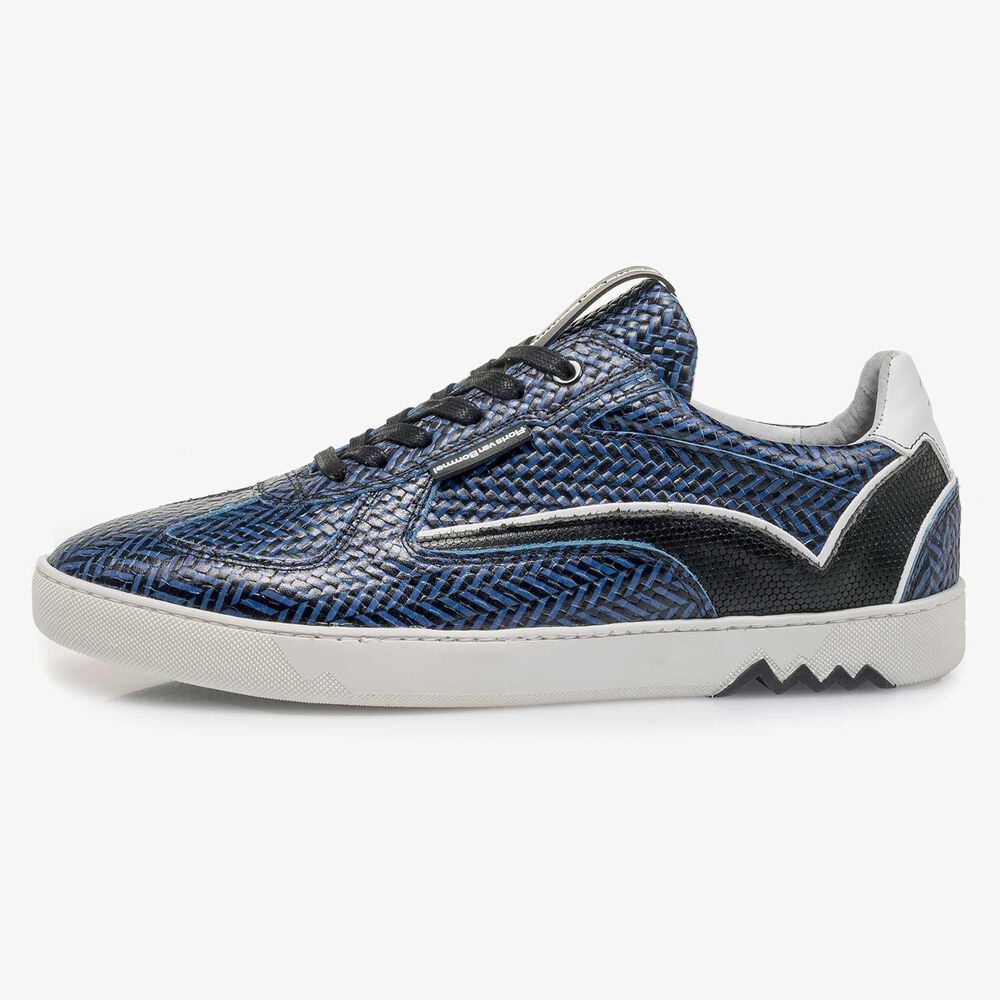 Blue leather sneaker with a herringbone pattern