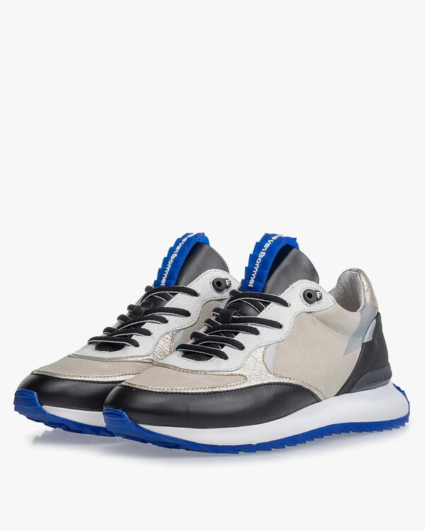 Sneaker calf leather black