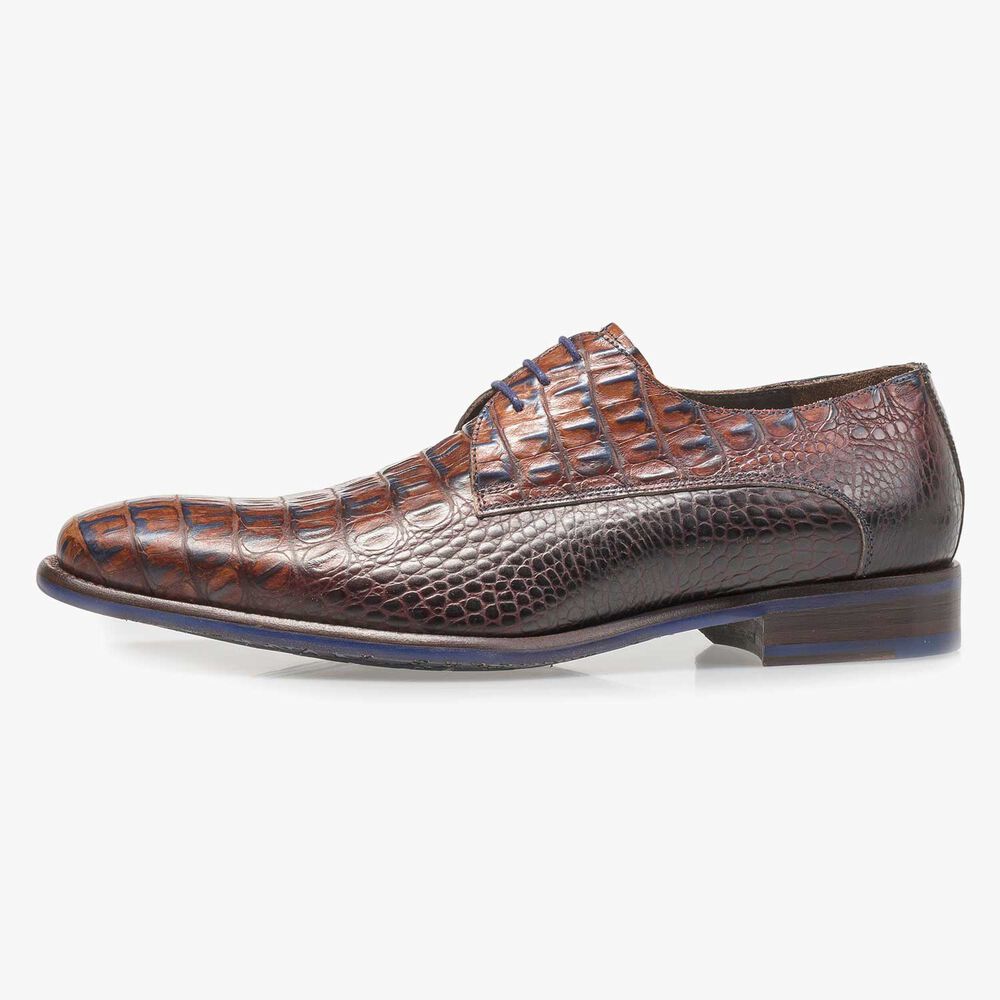 Cognac-coloured leather lace shoe with croco print