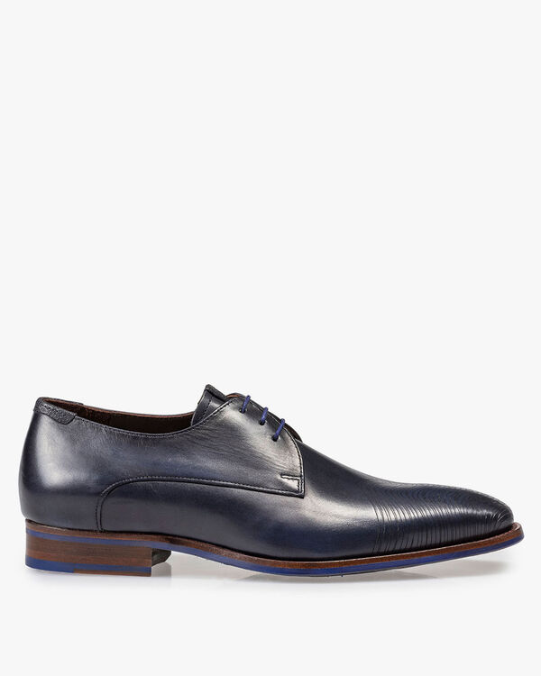 Dark blue leather lace shoe