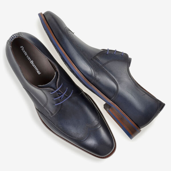 Lace shoe blue calf leather
