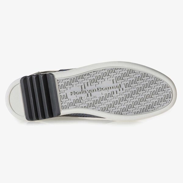 Blue leather sneaker with a herringbone pattern