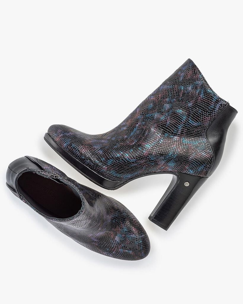Ankle boot croco print blue