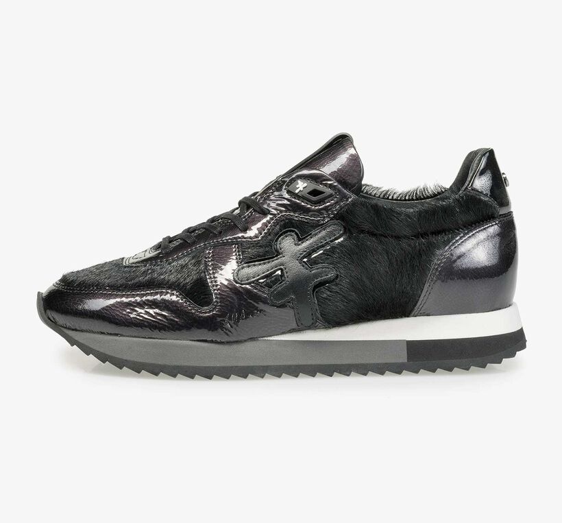 Black patent leather sneaker with F-logo