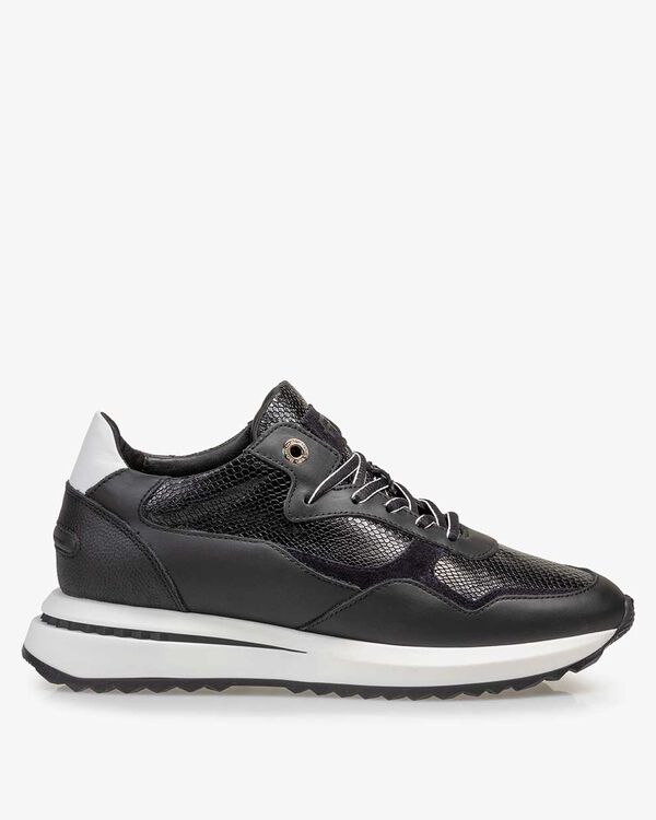 Sneaker reptile print black