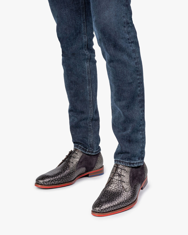 Lace shoe grey metallic