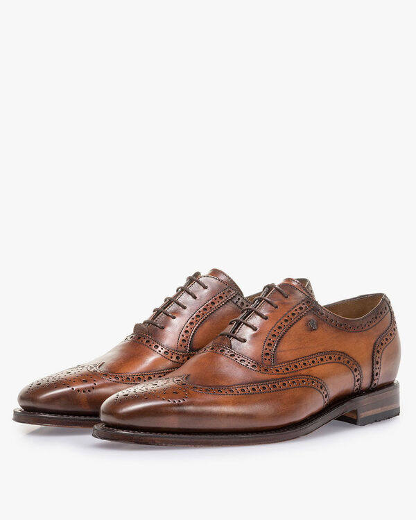 Dark cognac-coloured calf leather brogue