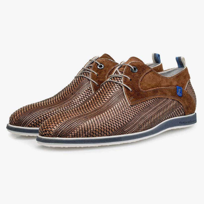 Cognac-coloured braided leather lace shoe