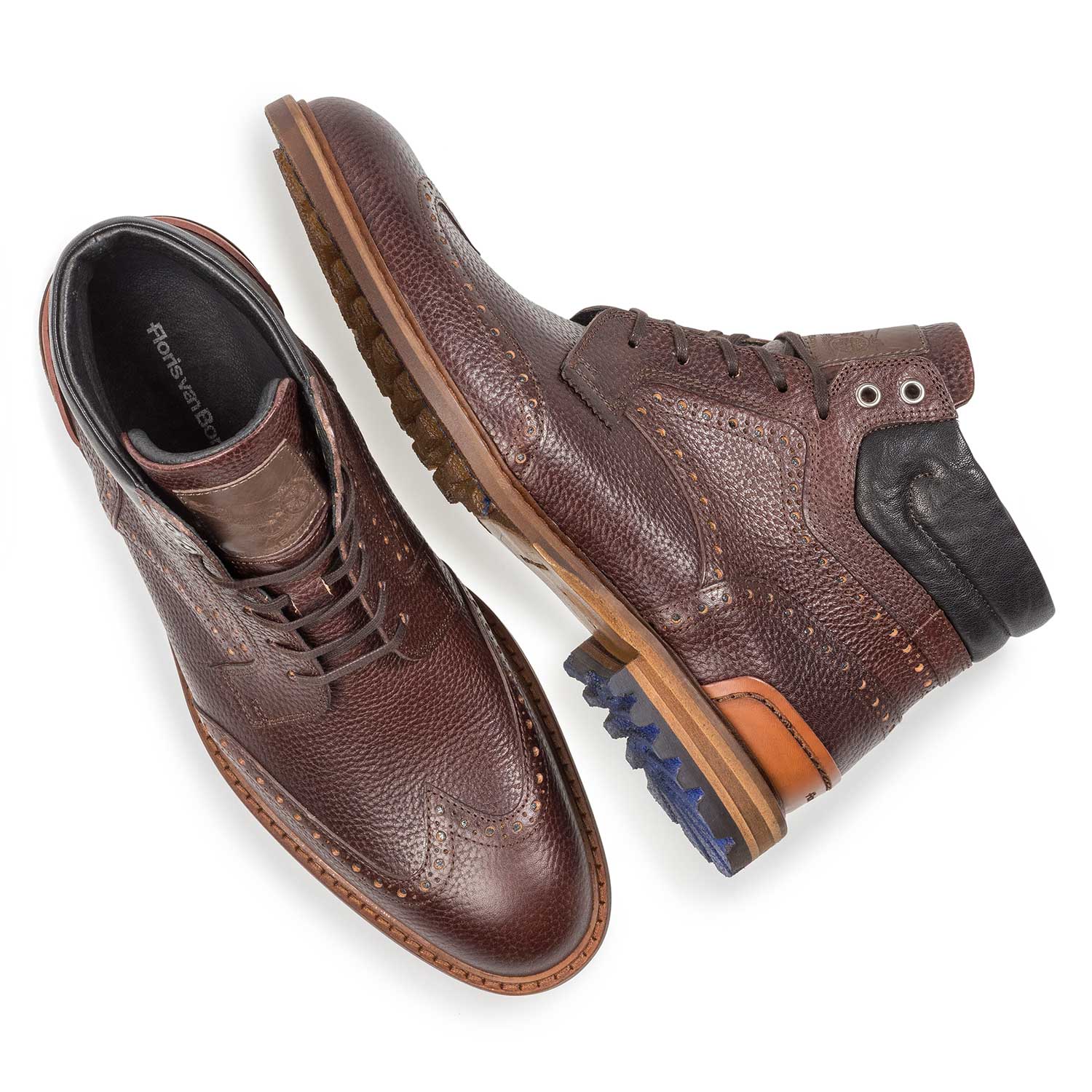10816/05 - Dark brown leather lace boot with print 10816/05 - Dark brown leather lace boot with print