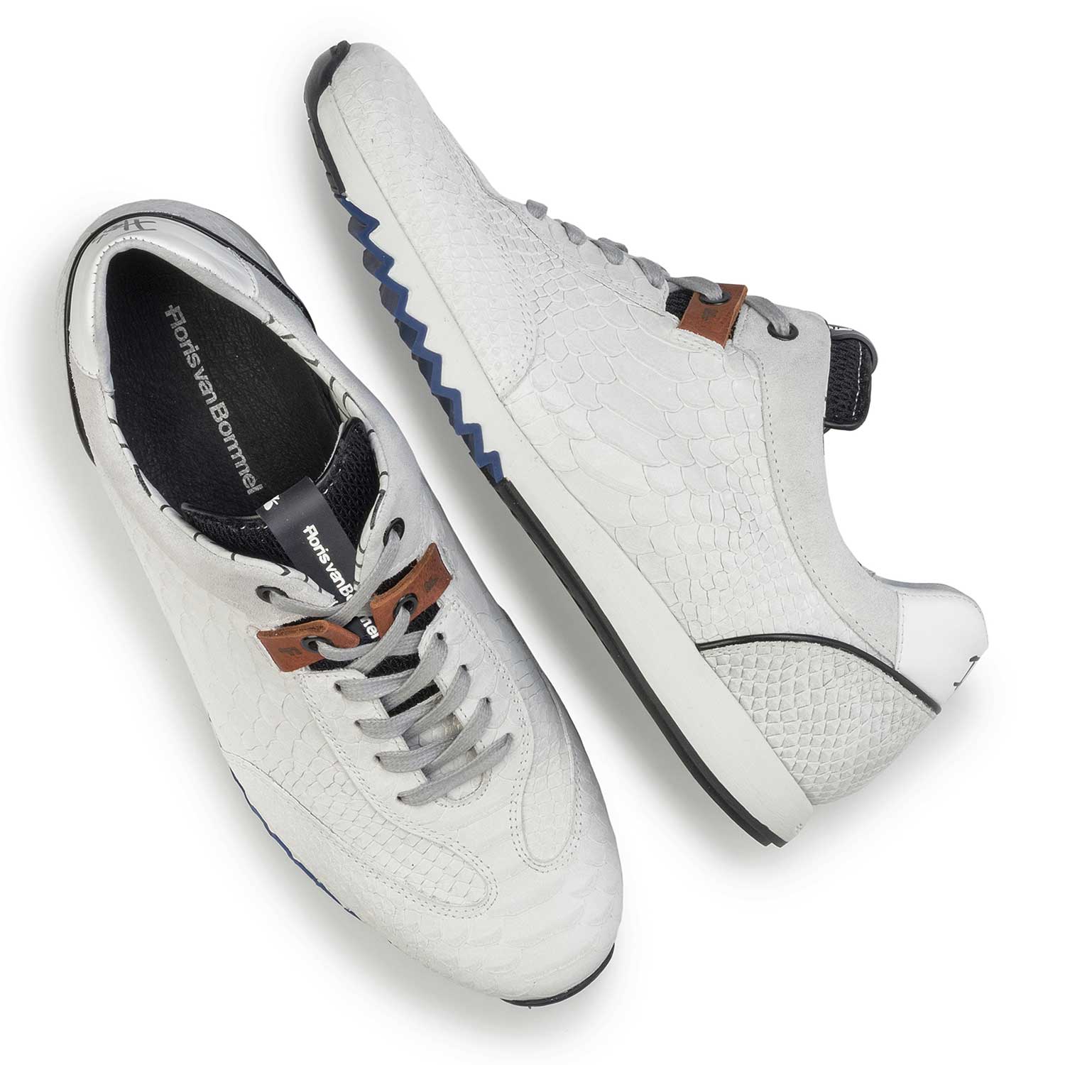 16219/02 - Leather sneaker with snake print 16219/02 - Leather sneaker with snake print