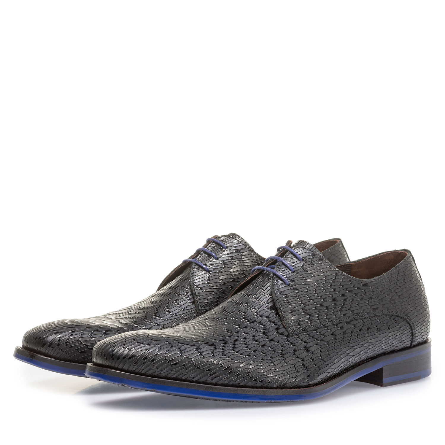 18159/22 - Black leather lace shoe with print 18159/22 - Black leather lace shoe with print