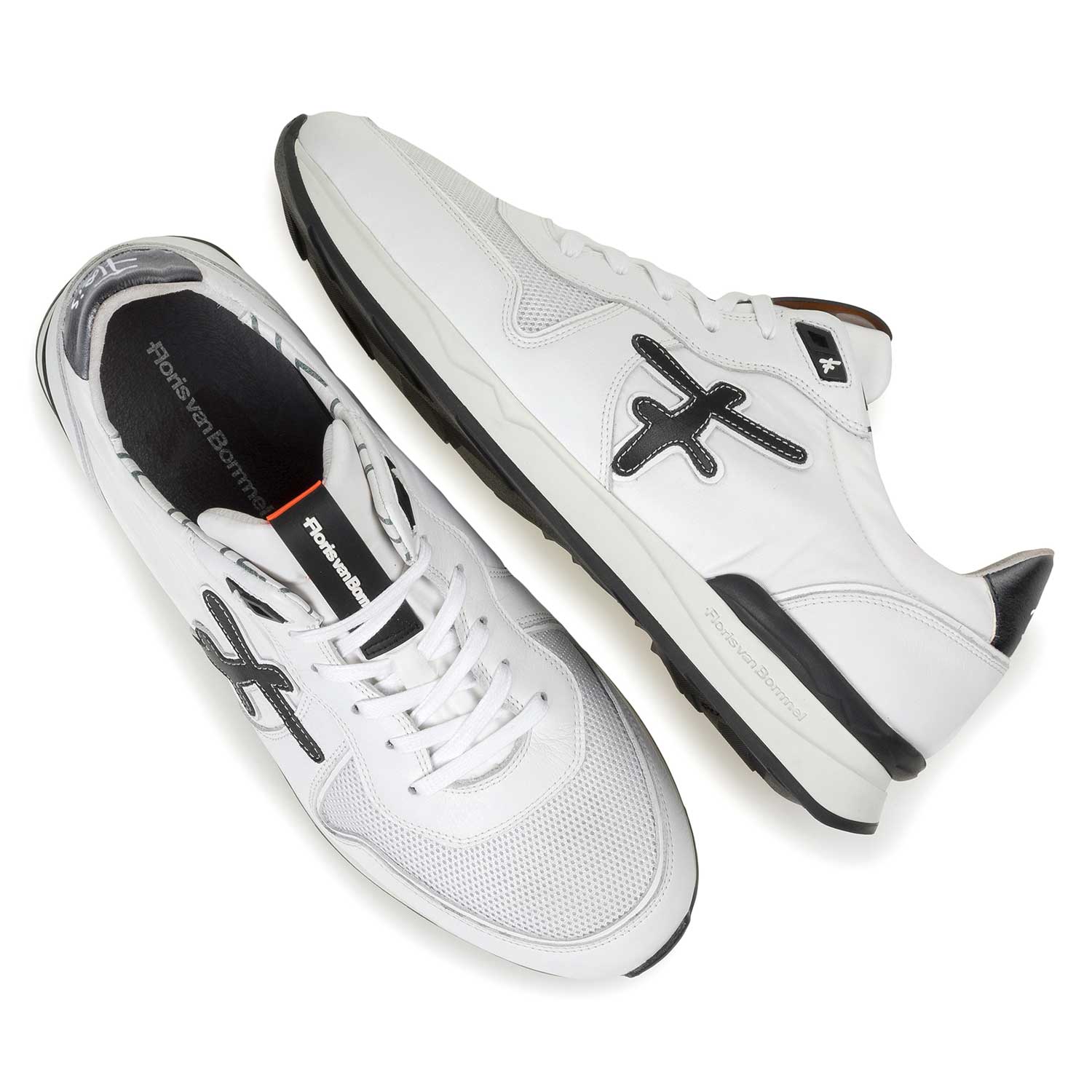 16246/09 - White leather sneaker with textile patches 16246/09 - White leather sneaker with textile patches