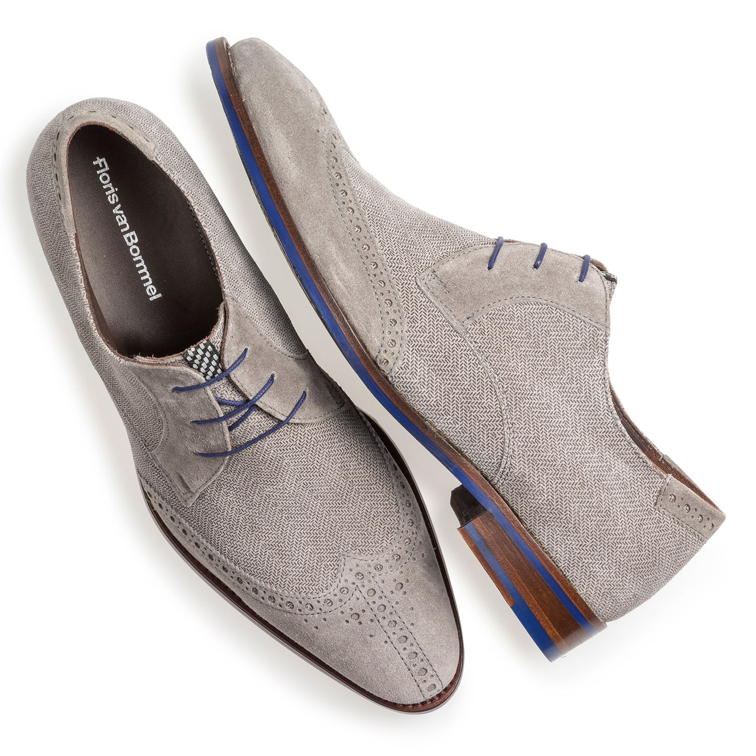 17122/02 - Light grey suede leather lace shoe with print 17122/02 - Light grey suede leather lace shoe with print