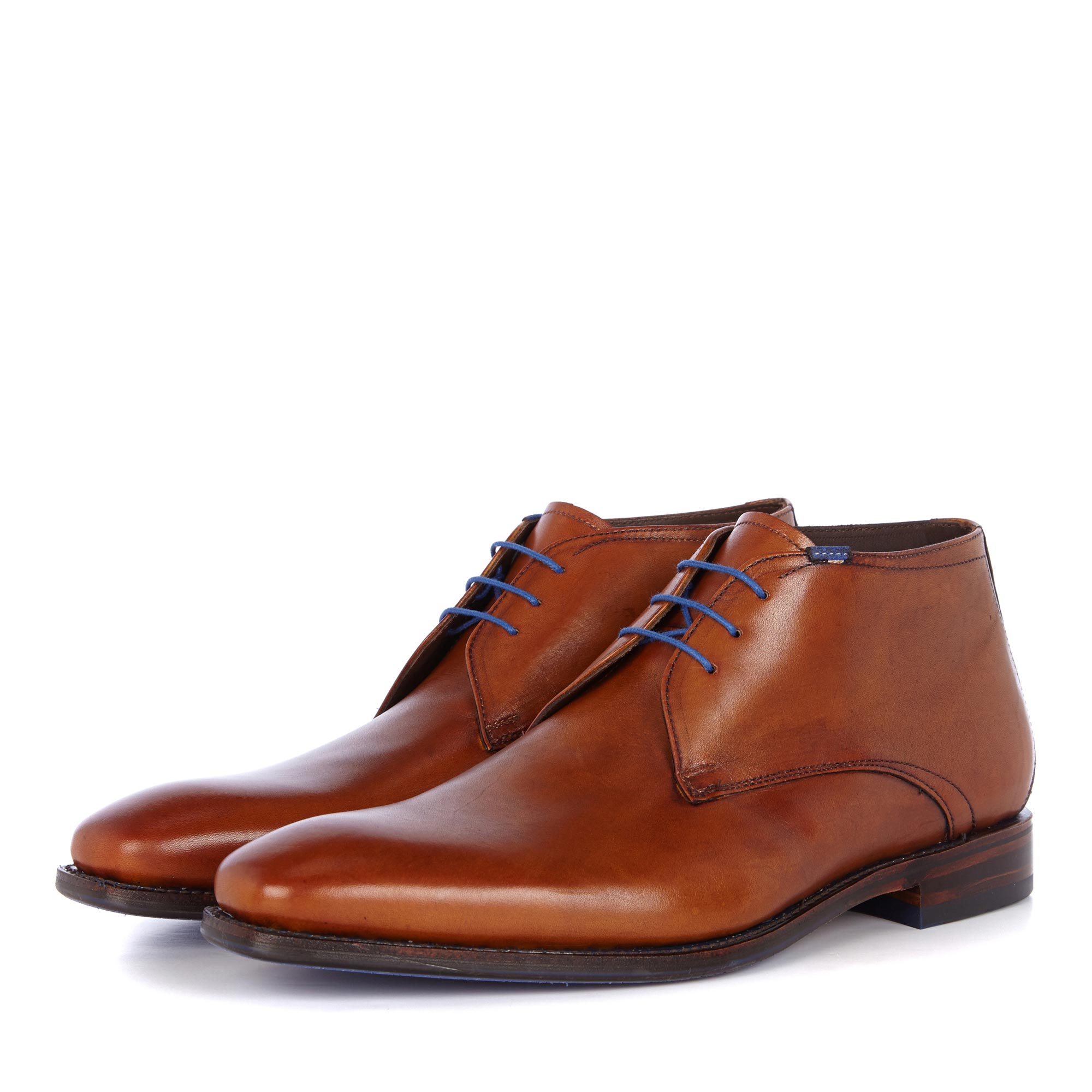 10670/00 - Cognac-coloured leather lace boot 10670/00 - Cognac-coloured leather lace boot