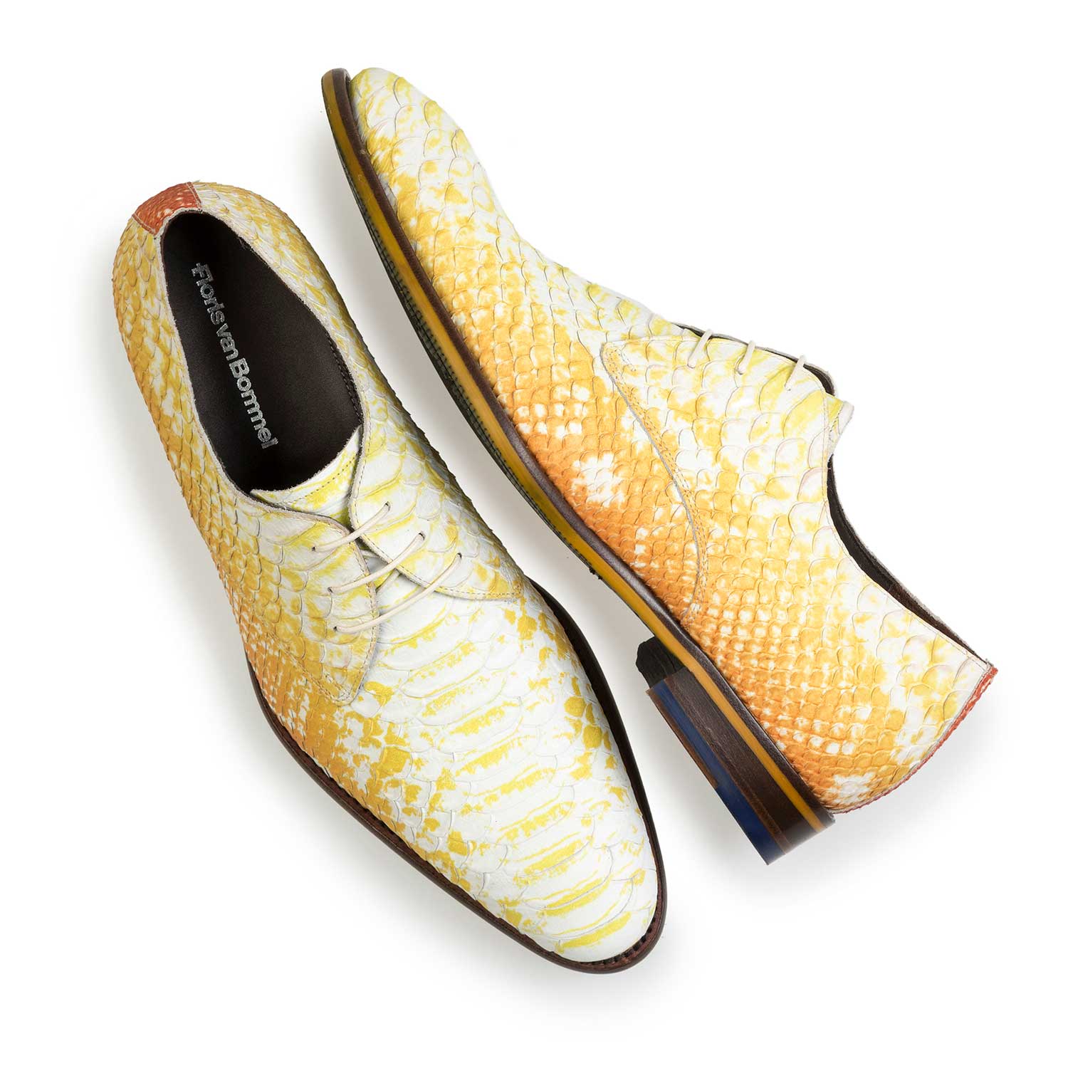 14109/01 - Yellow leather lace-shoe with snake-print 14109/01 - Yellow leather lace-shoe with snake-print