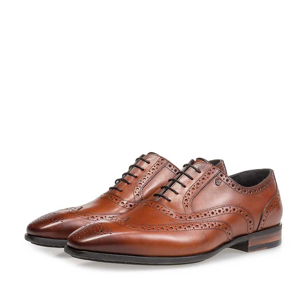 19105/04 - Cognac-coloured calf leather brogue 19105/04 - Cognac-coloured calf leather brogue