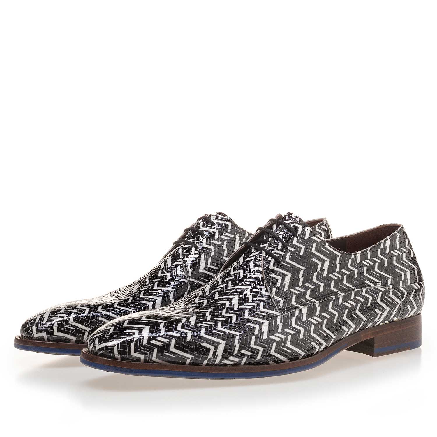 14146/02 - Black/White, patent leather lace shoe with pattern 14146/02 - Black/White, patent leather lace shoe with pattern