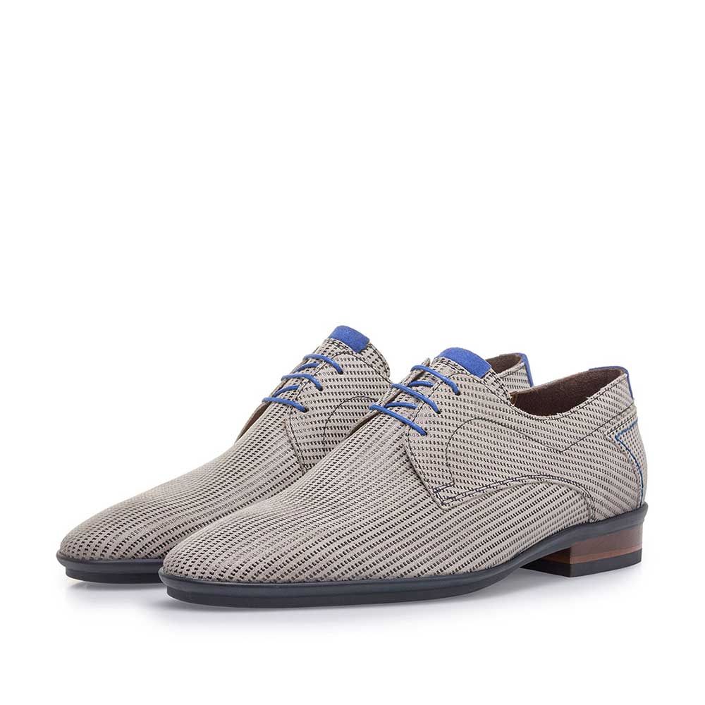 18441/21 - Beige suede leather lace shoe with print 18441/21 - Beige suede leather lace shoe with print