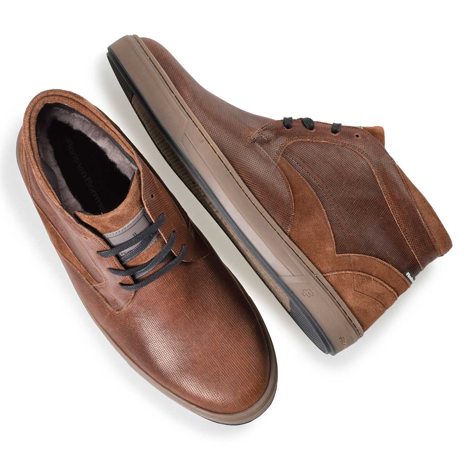 10314/02 - Mid-high, wool lined cognac-coloured lace shoe 10314/02 - Mid-high, wool lined cognac-coloured lace shoe
