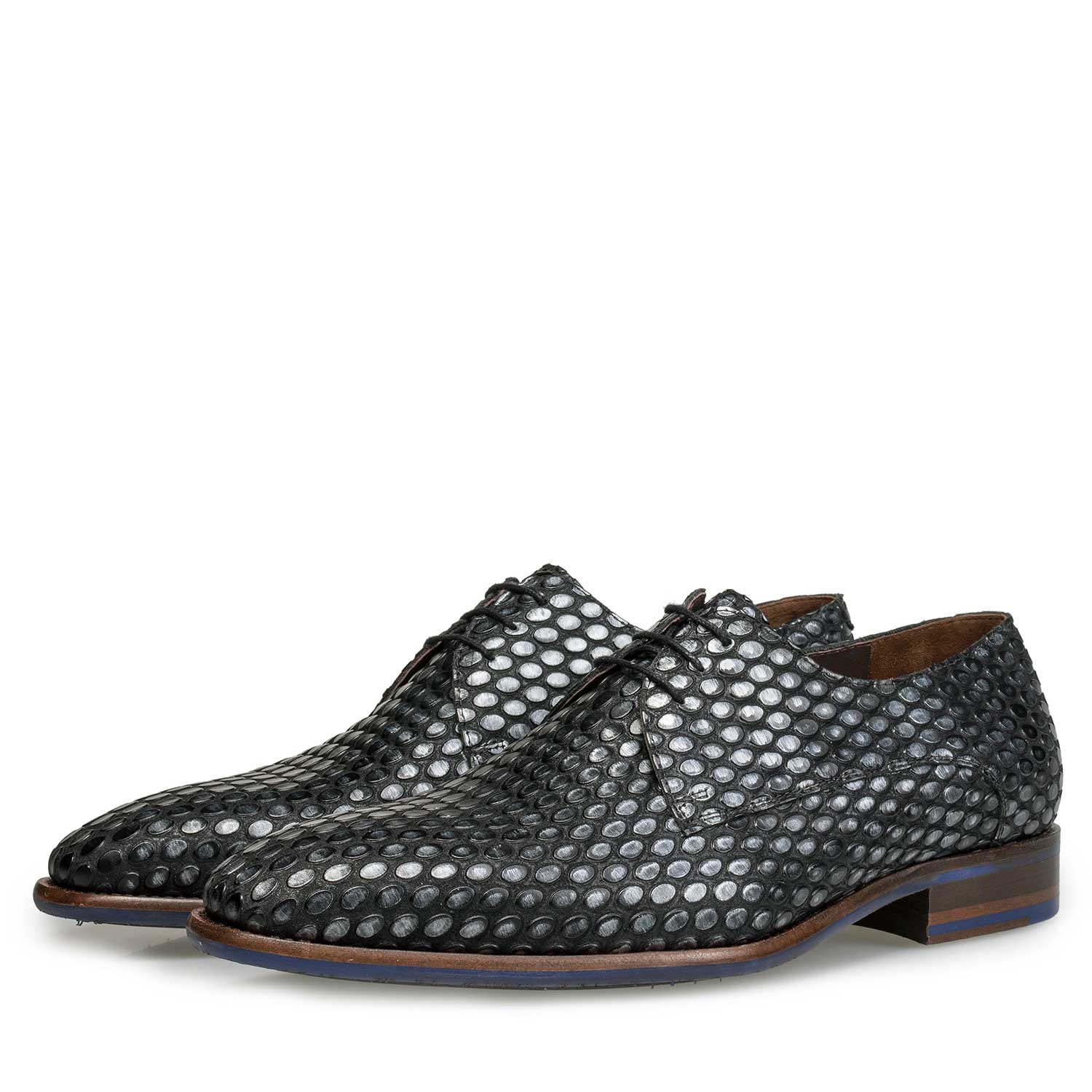 18068/01 - Silver-coloured leather lace shoe with coffee bean print 18068/01 - Silver-coloured leather lace shoe with coffee bean print