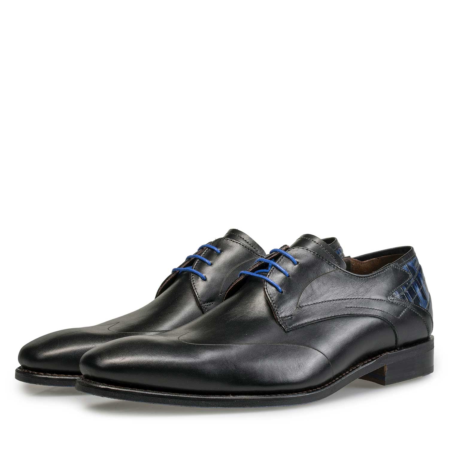 18074/03 - Black calf’s leather lace shoe with croco print 18074/03 - Black calf’s leather lace shoe with croco print
