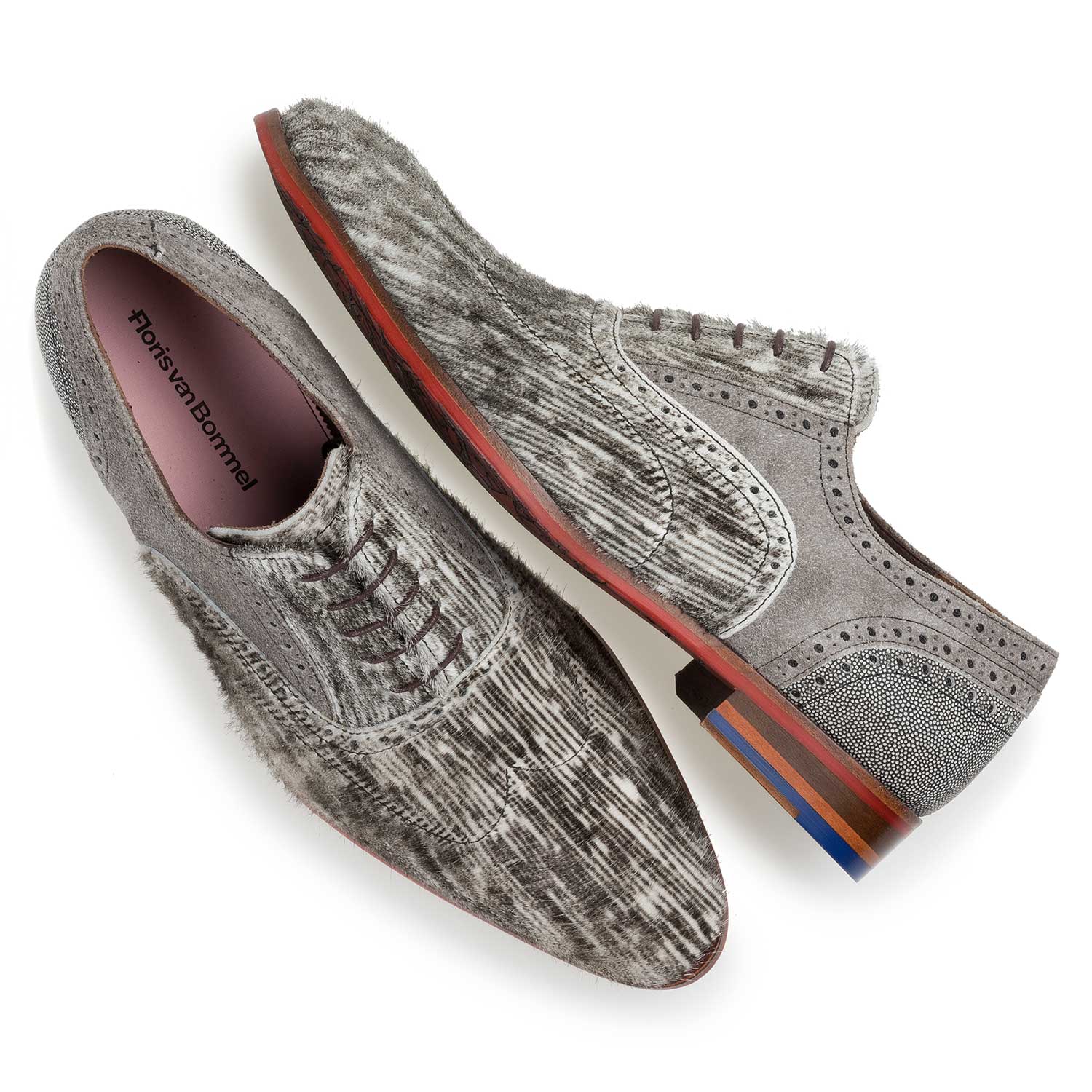19124/01 - Off-white premium pony hair lace shoe with print 19124/01 - Off-white premium pony hair lace shoe with print