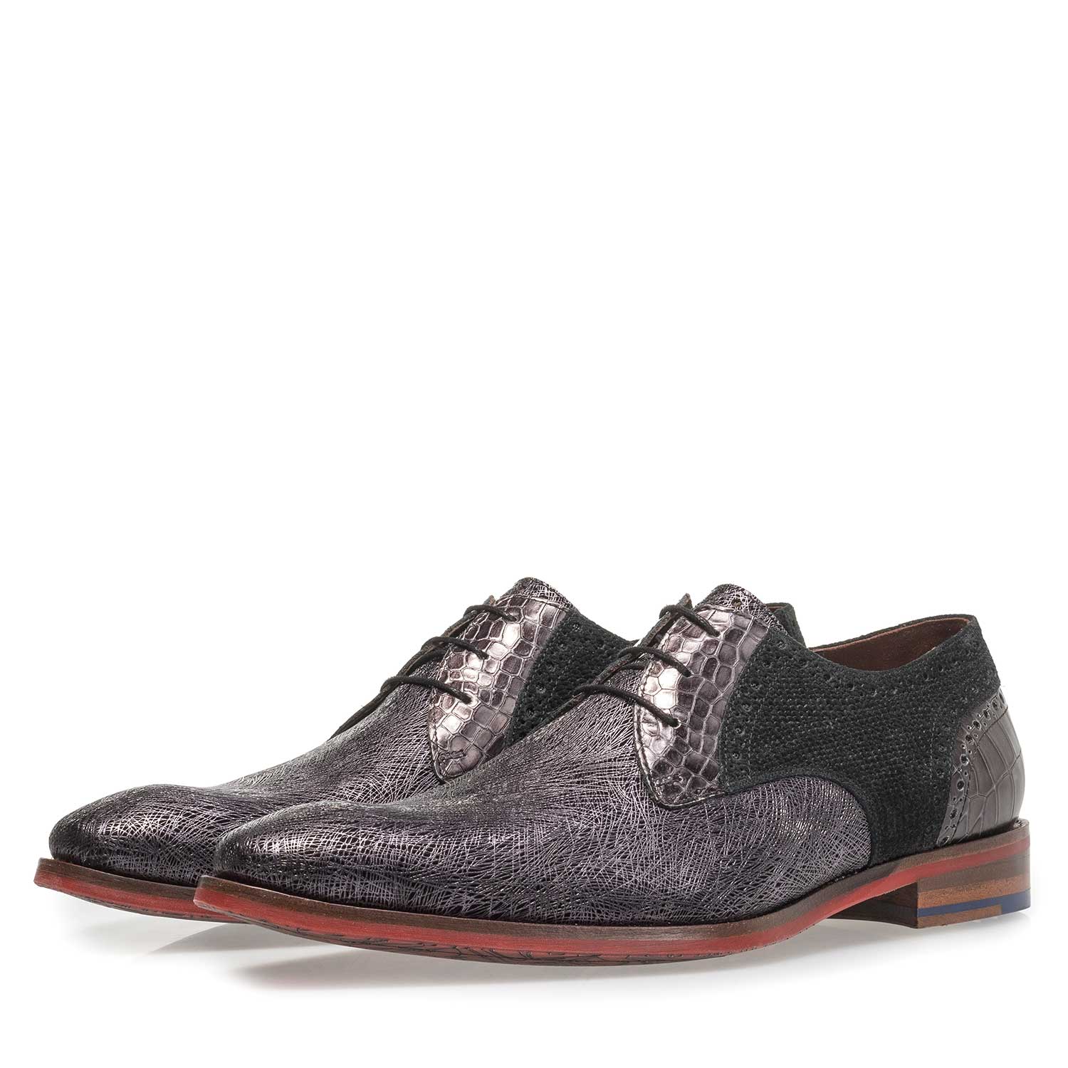 18106/05 - Black leather lace shoe with metallic print 18106/05 - Black leather lace shoe with metallic print