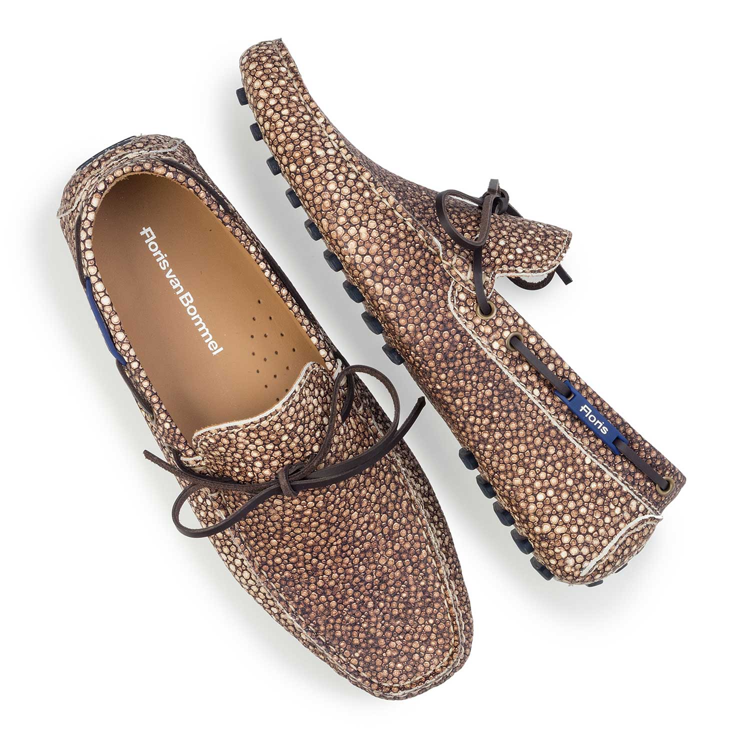 15027/16 - Cognac moccasin with rye pattern 15027/16 - Cognac moccasin with rye pattern