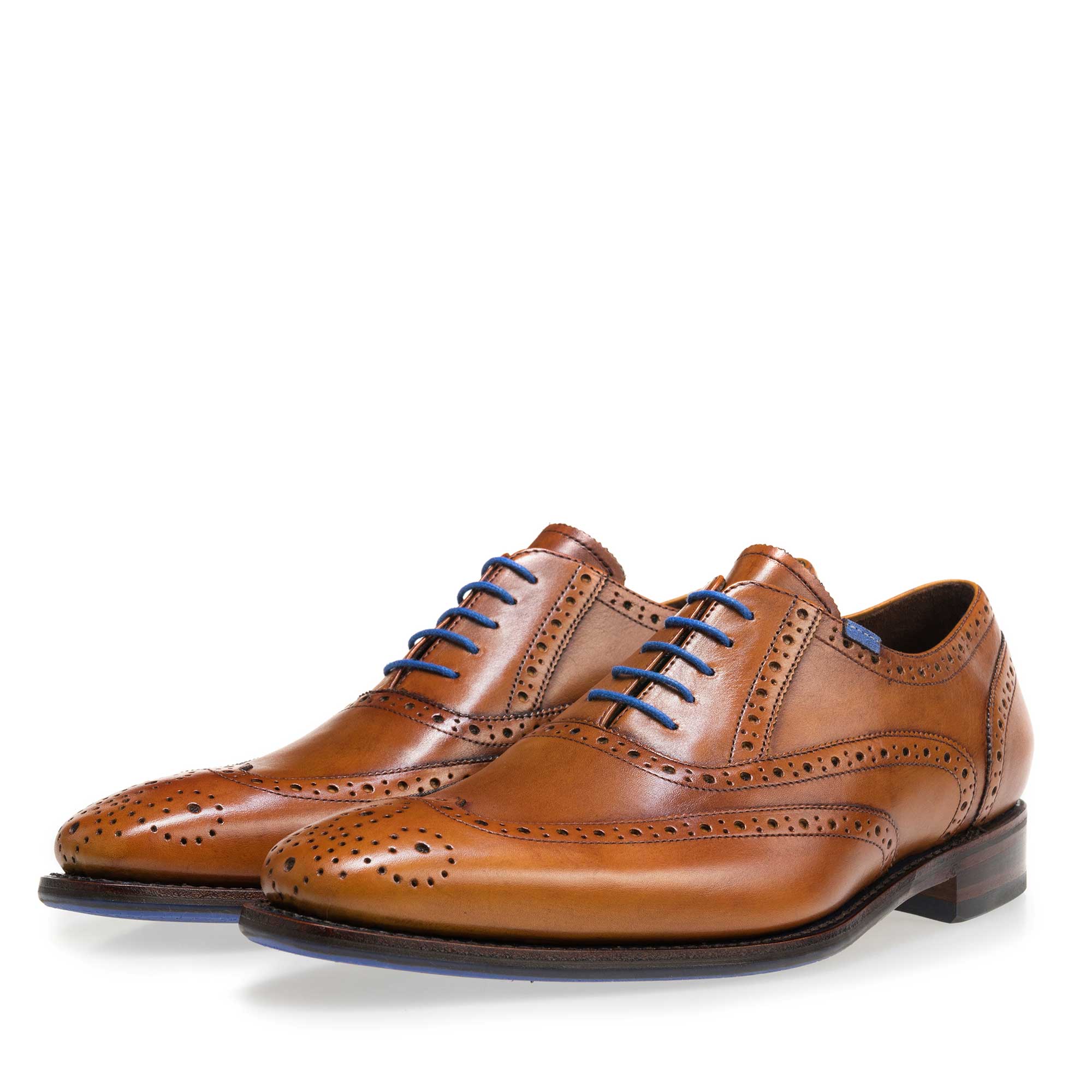 19470/00 - Cognac-coloured brogue calf's leather lace shoe 19470/00 - Cognac-coloured brogue calf's leather lace shoe