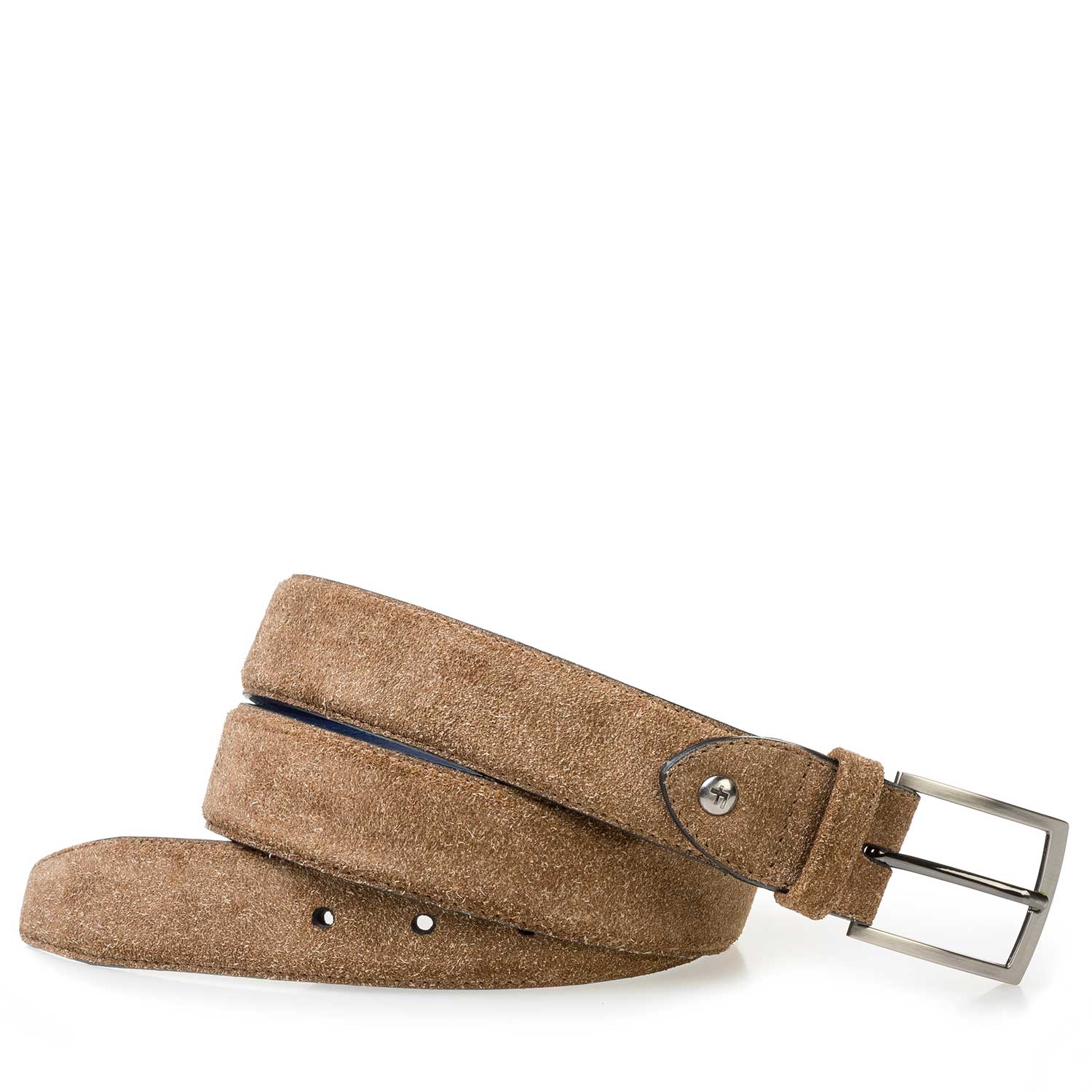 suede belt with leather shoes