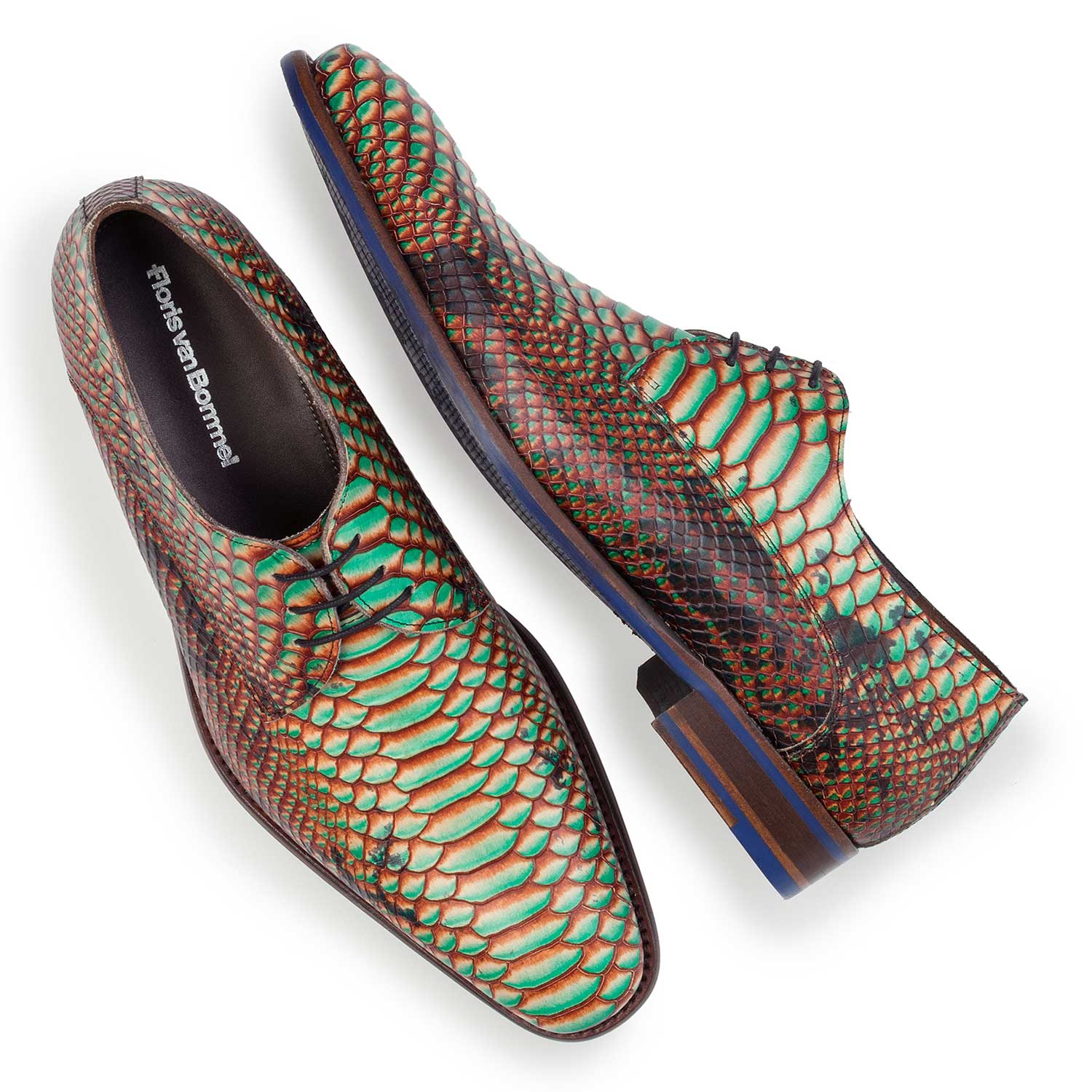 14204/01 - Green leather lace shoe with a snake print 14204/01 - Green leather lace shoe with a snake print