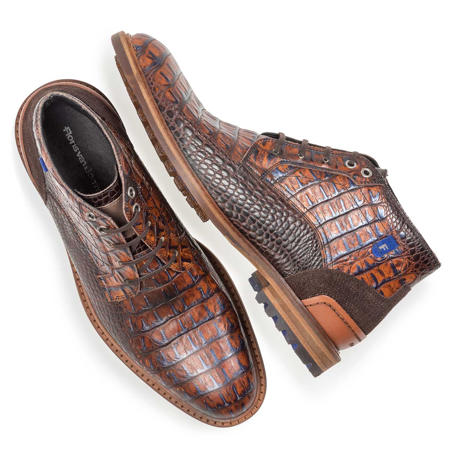 20228/24 - Cognac-coloured leather lace boot with croco print 20228/24 - Cognac-coloured leather lace boot with croco print