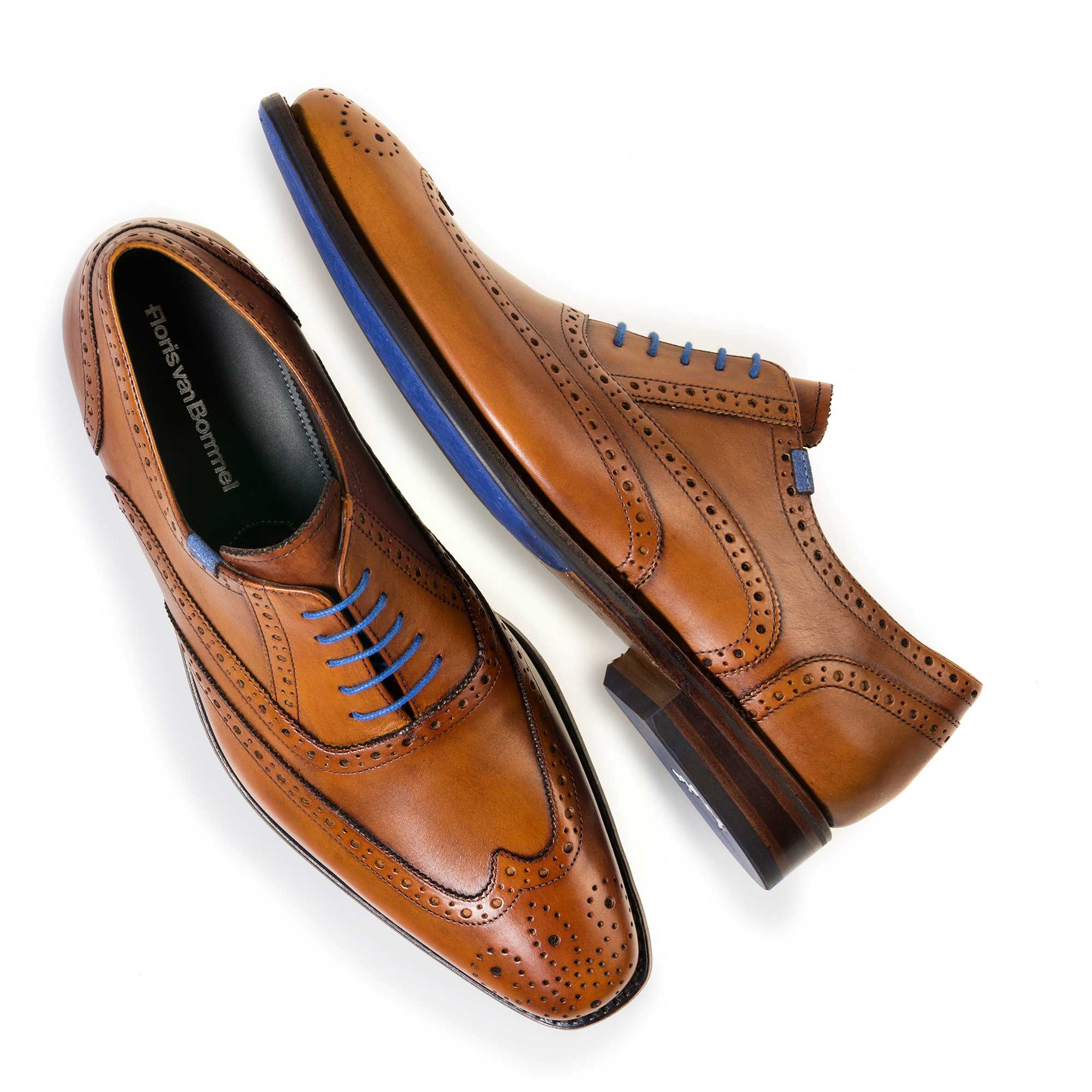 19470/00 - Cognac-coloured brogue calf's leather lace shoe 19470/00 - Cognac-coloured brogue calf's leather lace shoe