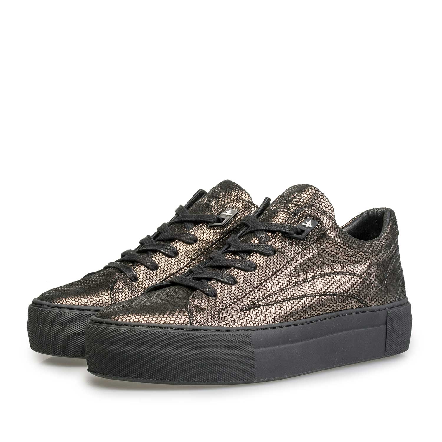85252/01 - Sneaker with bronze-coloured metallic print 85252/01 - Sneaker with bronze-coloured metallic print