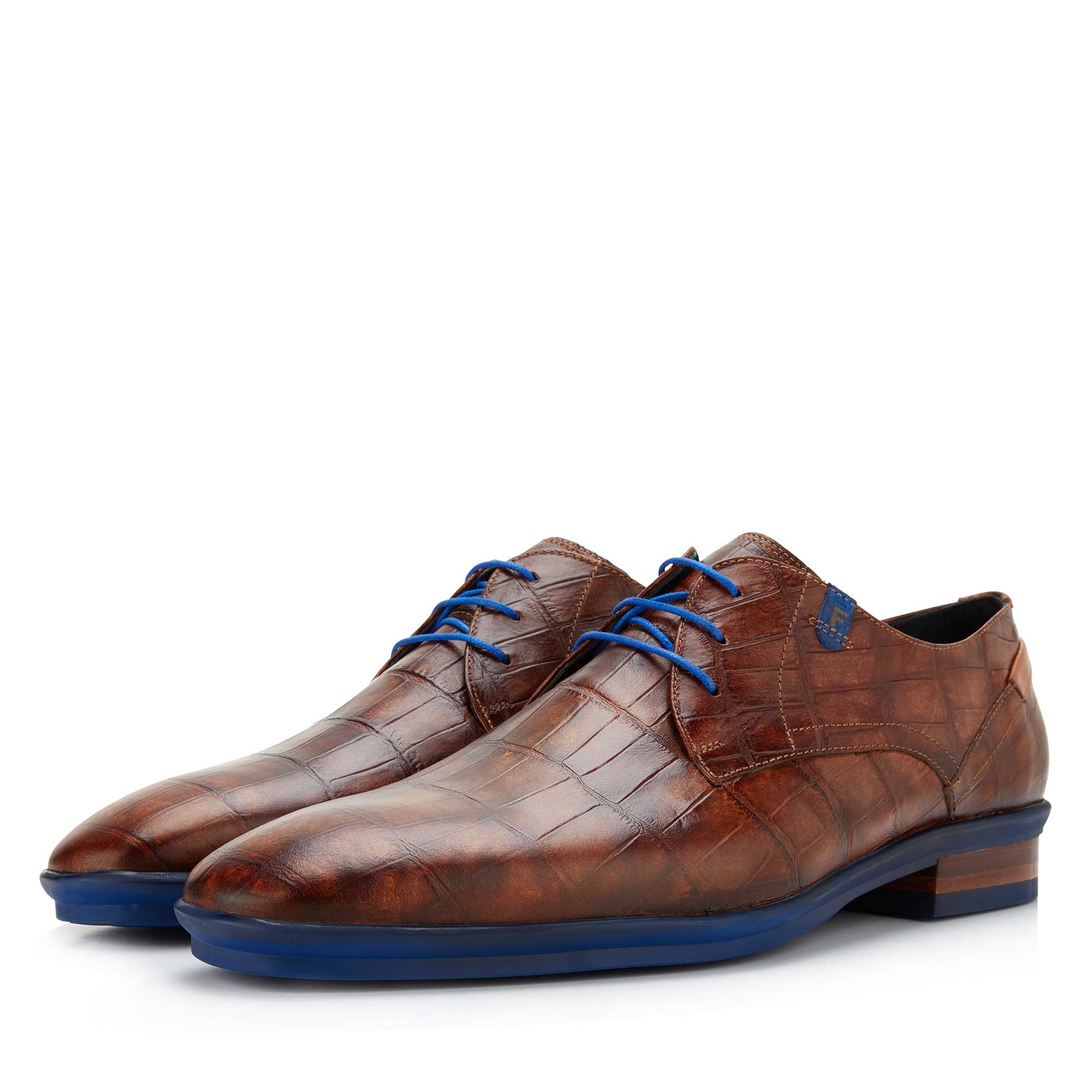14310/06 - Brown leather lace shoe with a croco print 14310/06 - Brown leather lace shoe with a croco print
