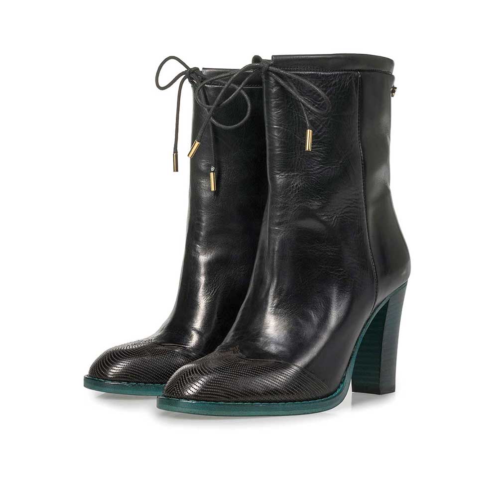 85646/00 - Black calf leather ankle boots 85646/00 - Black calf leather ankle boots