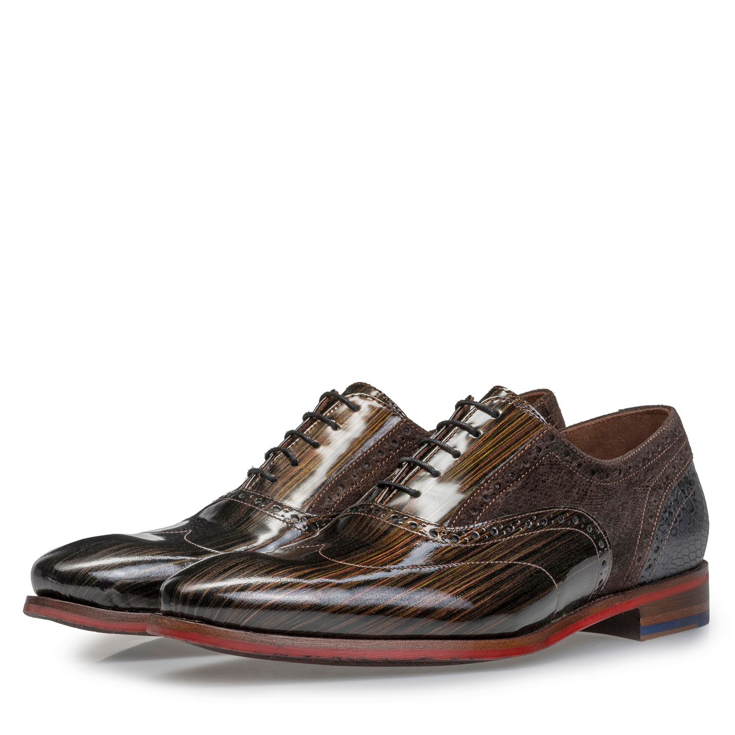 19124/03 - Brogue bronze patent leather 19124/03 - Brogue bronze patent leather