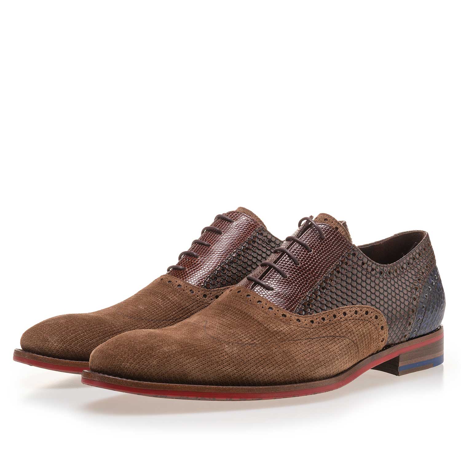 19114/03 - Light brown patterned lace shoe made of suede leather 19114/03 - Light brown patterned lace shoe made of suede leather