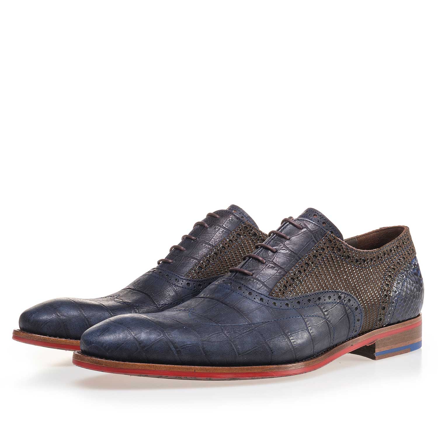 19104/05 - Dark blue calf's leather lace shoe with a croco print 19104/05 - Dark blue calf's leather lace shoe with a croco print